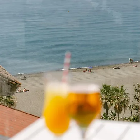 Plaza 3* אסטפונה